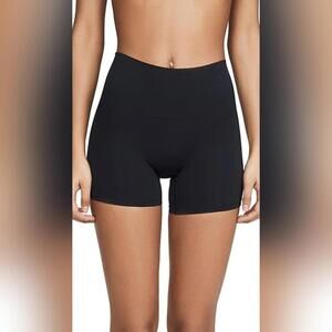 NWT Yummie Ultralight Seamless Shapewear Shorts, 1X/2X